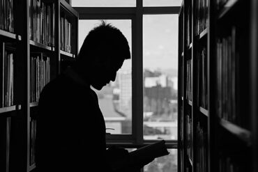 Plateformes en ligne : entre apprentissage et commerce de mémoires